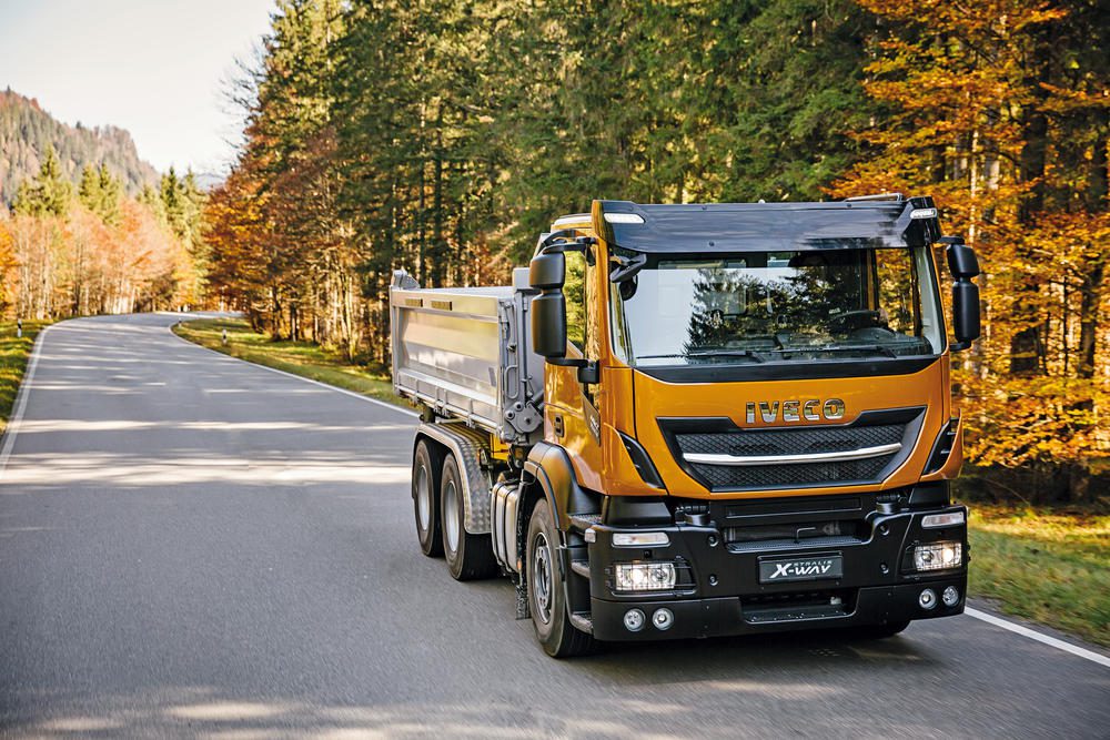 335-contacto-iveco-stralis-xway-05